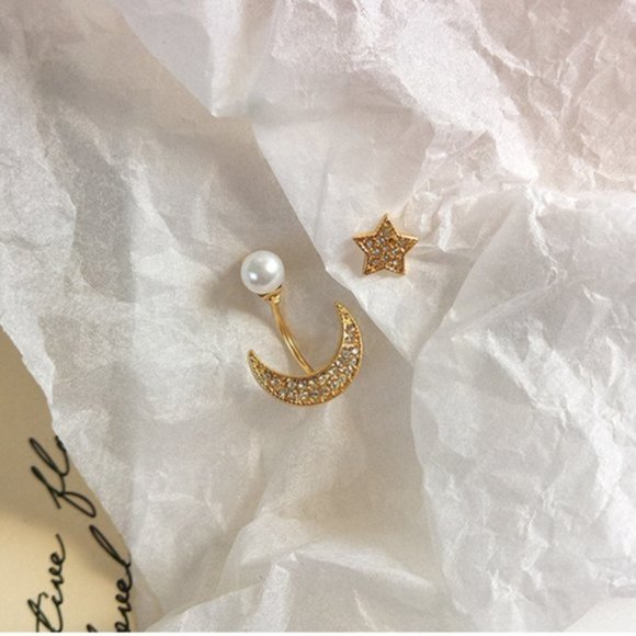 💙LAST ONE 💖Silver posts Moon Earrings - Picture 2 of 7